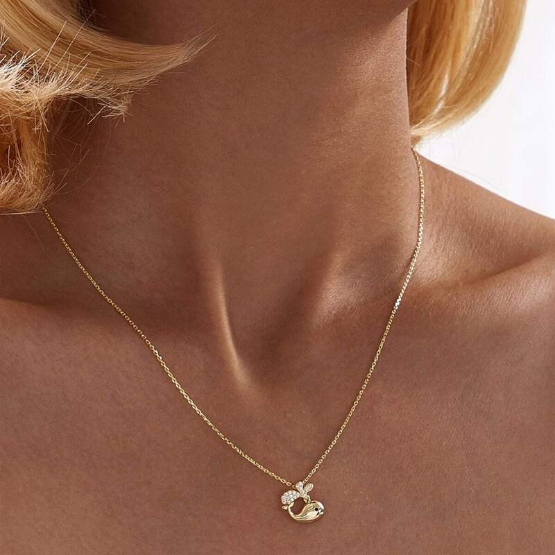 

Rhinestone Engraved Whale Charm Necklace 1pc, Gold