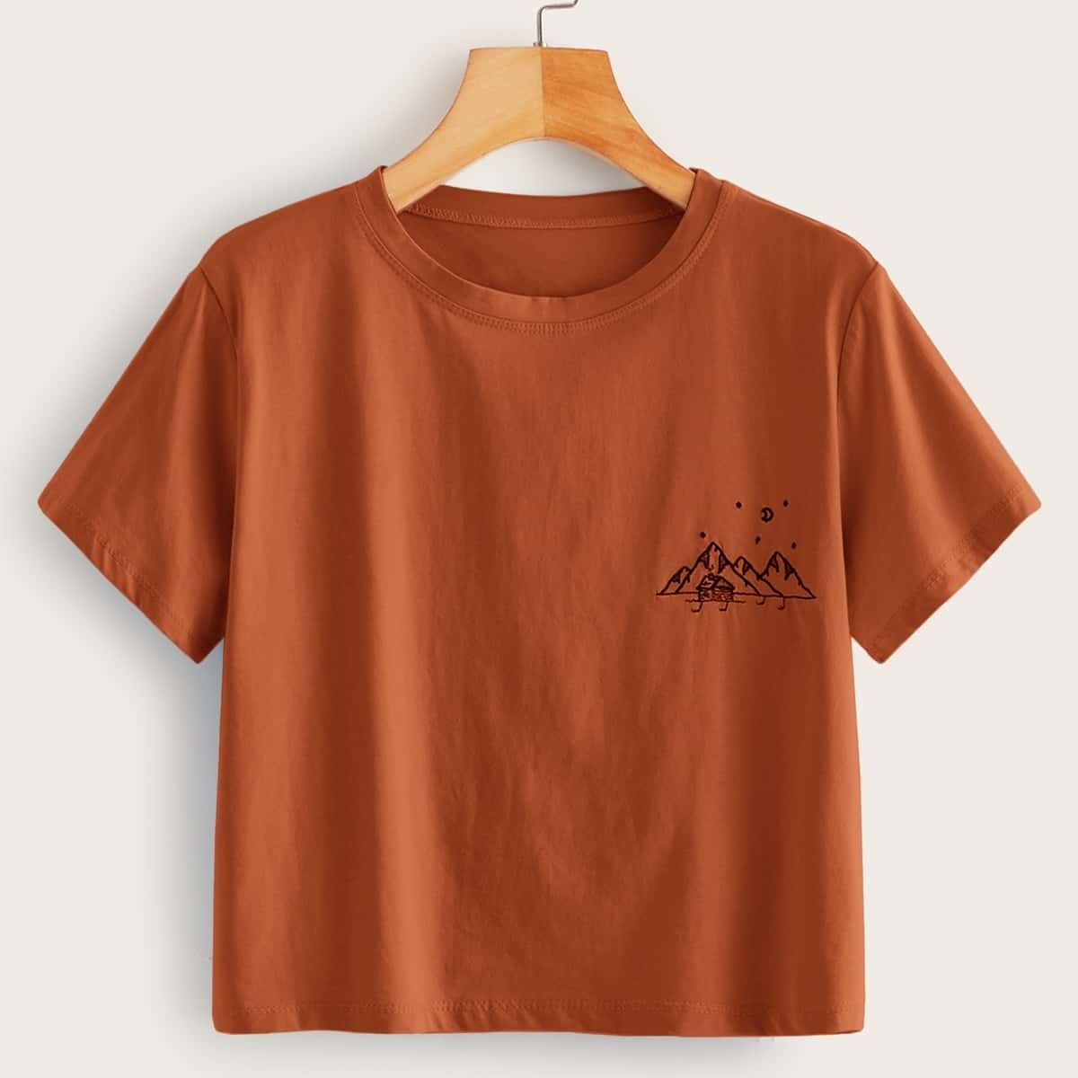 

Mountain Embroidery Short Sleeve Tee, Brown