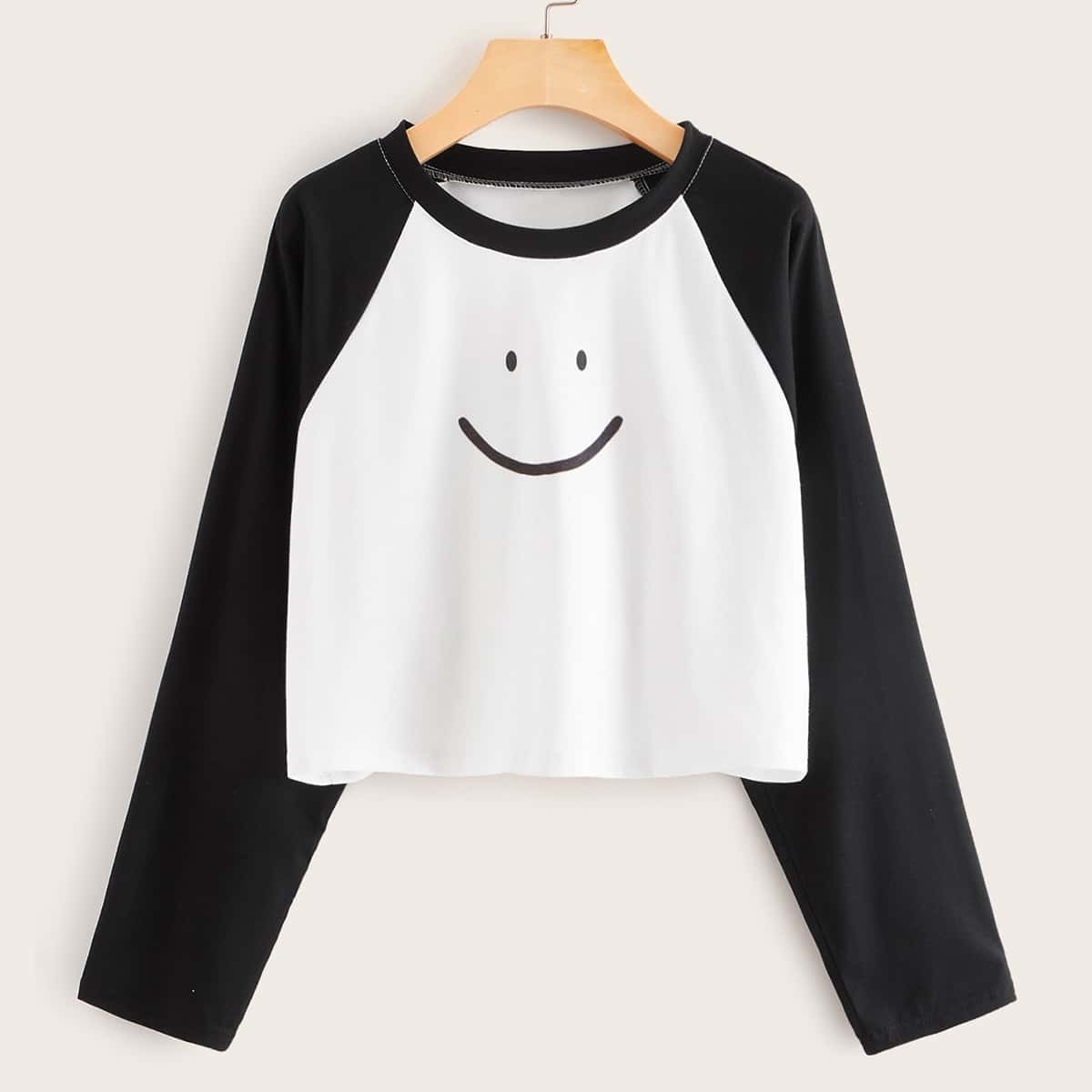 

Smiley Face Print Raglan Sleeve Tee, Black and white