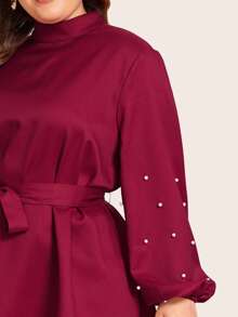 SHEIN Plus Mock Neck Pearls Detail Belted Top & Trousers Set - Burgundy - View 4