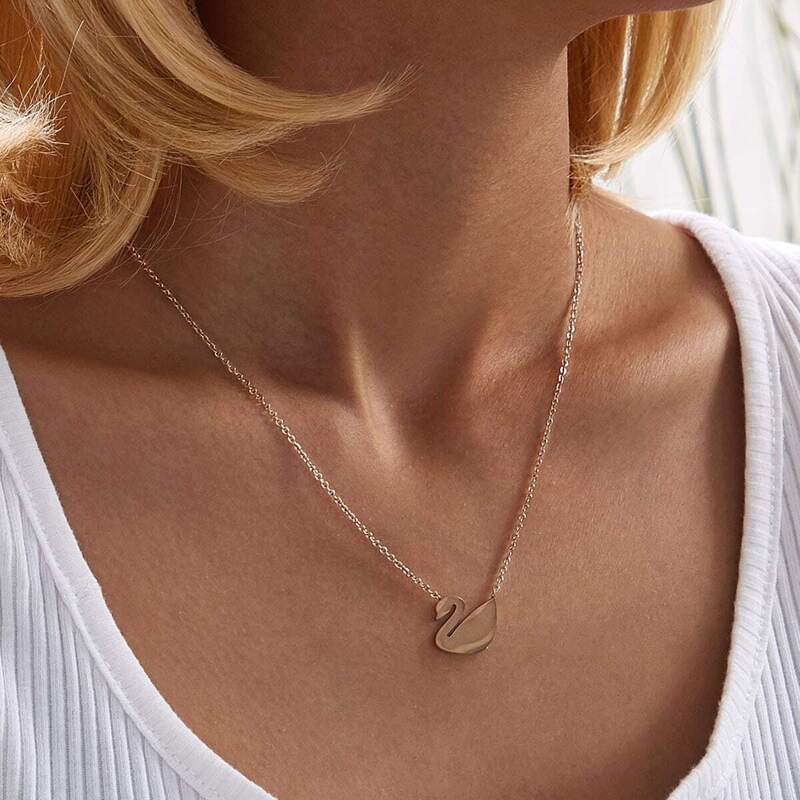 

Swan Charm Necklace 1pc, Gold