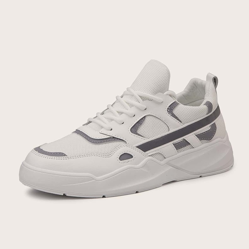 

Guys Lace-up Front Mesh Trainers, White