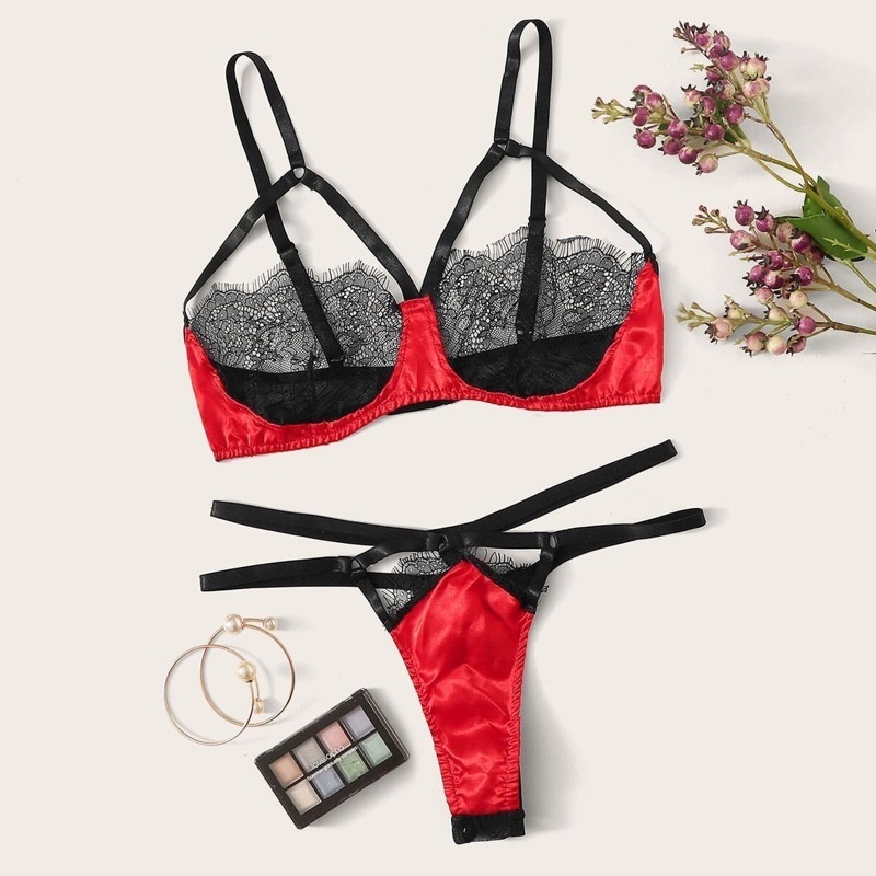 

Eyelash Lace Cut-out Lingerie Set, Multicolor