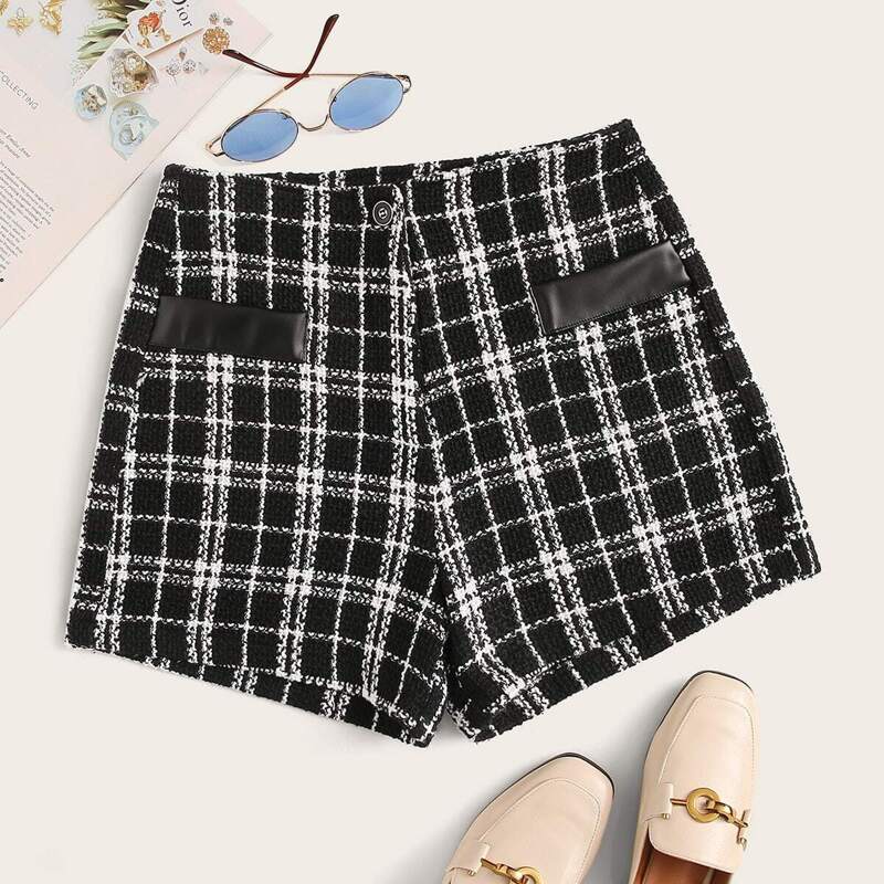 

Plaid Dual Pocket Tweed Shorts, Black and white