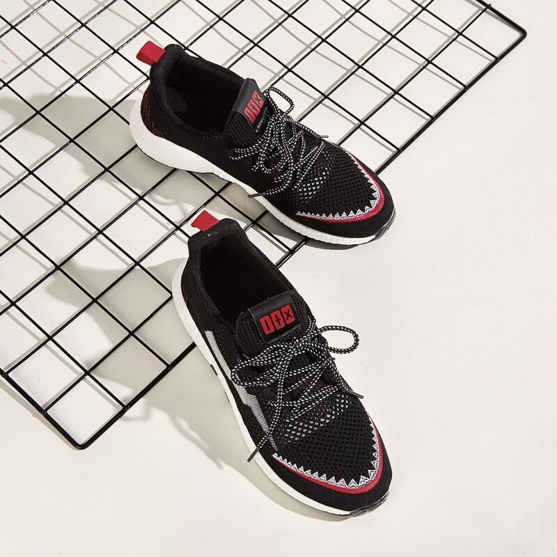 

Guys Lace-up Front Chunky Sneakers, Black