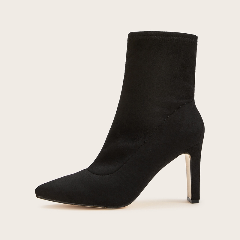 

Point Toe Chunky Heeled Boots, Black