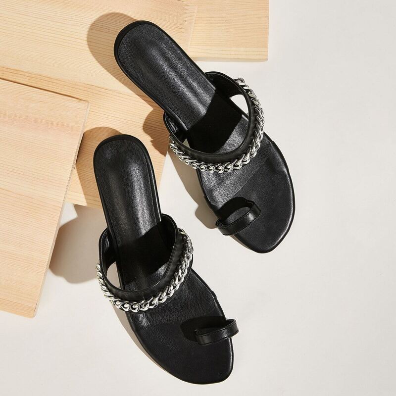 

Toe Ring Chain Decor Flat Sliders, Black
