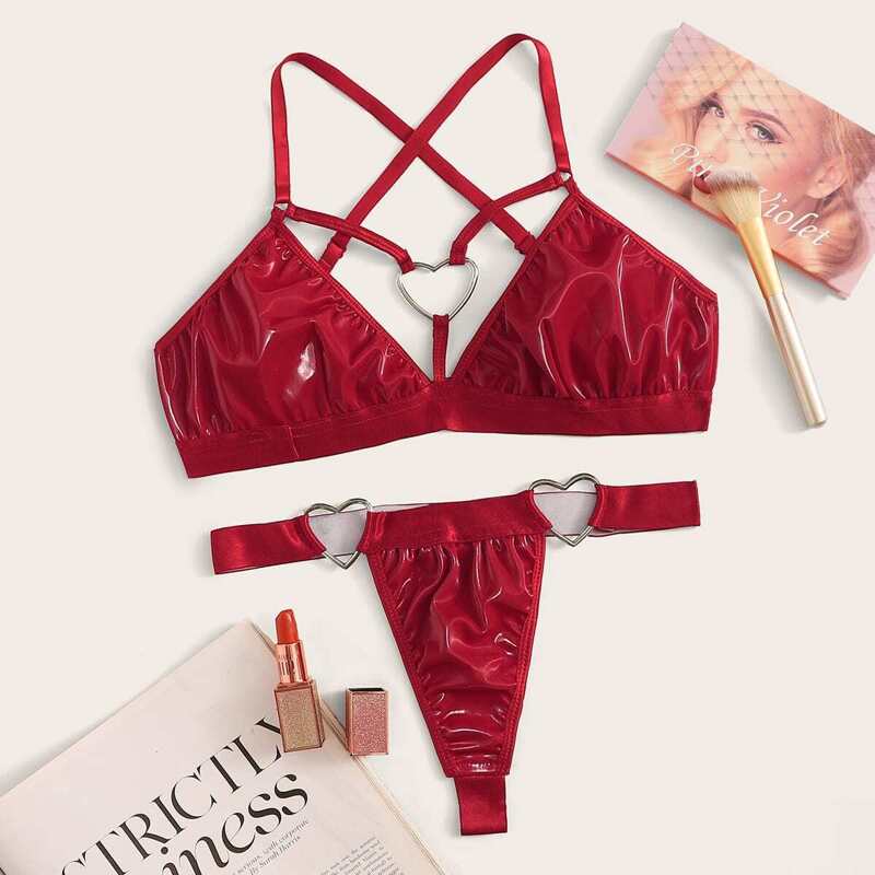 

Crisscross Back Heart Ring PU Lingerie Set, Red