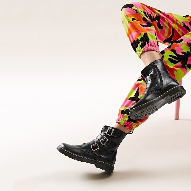 

Buckle Decor Side Zipper Combat Boots, Black