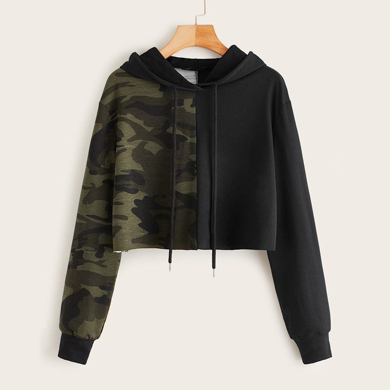 

Colorblock Camo Print Cropped Hoodie, Multicolor