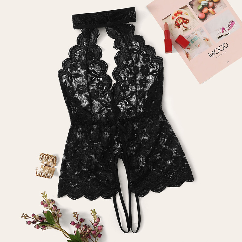 

Floral Lace Scalloped Trim Cut-out Teddy Bodysuit, Black