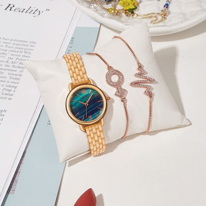 

Round Dial Quartz Watch With 2pcs Rhinestone Bracelet