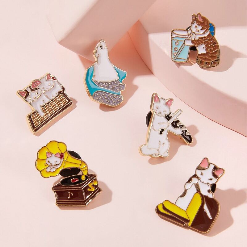 

Cartoon Cat Design Brooch 6pcs, Multicolor