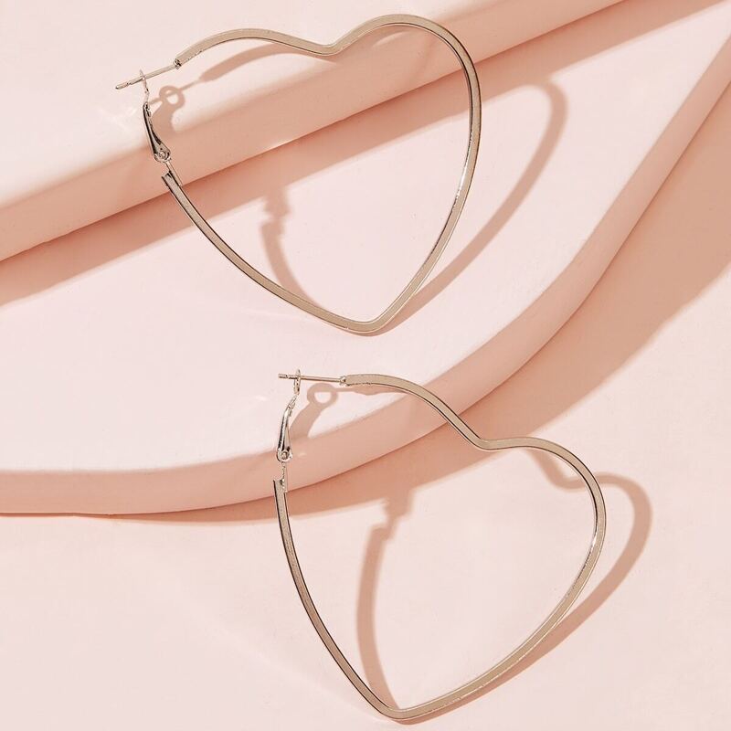 

Heart Hoop Earrings 1pair, Silver