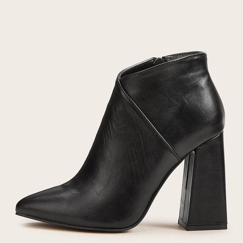 

Point Toe Side Zip Chunky Boots, Black