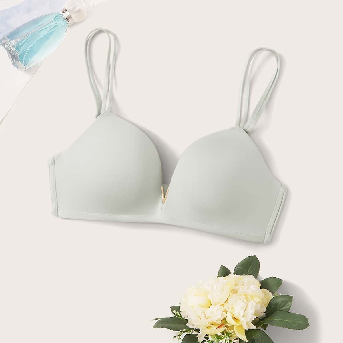 

Adjustable Strap Seamless Bra, Grey