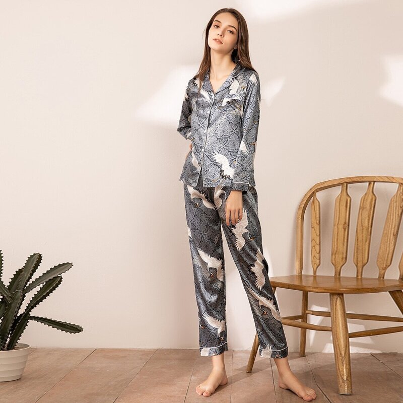 

Crane Print Satin Pajama Set, Multicolor