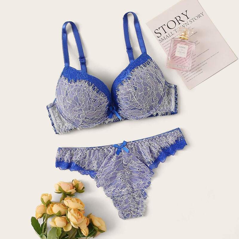 

Floral Lace Underwire Lingerie Set, Blue