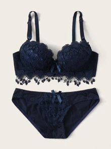 Crochet Trim Underwire Lingerie Set