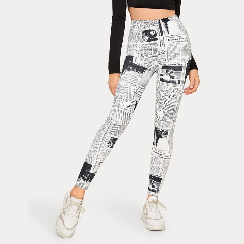 

Elastic Waist Newspaper Print Leggings, Black and white