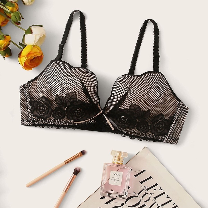 

Flower Embroidered Bra, Black