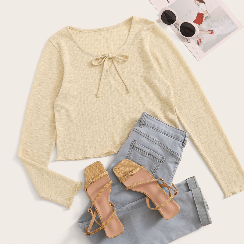 

Knot Front Lettuce Edge Trim Tee, Khaki