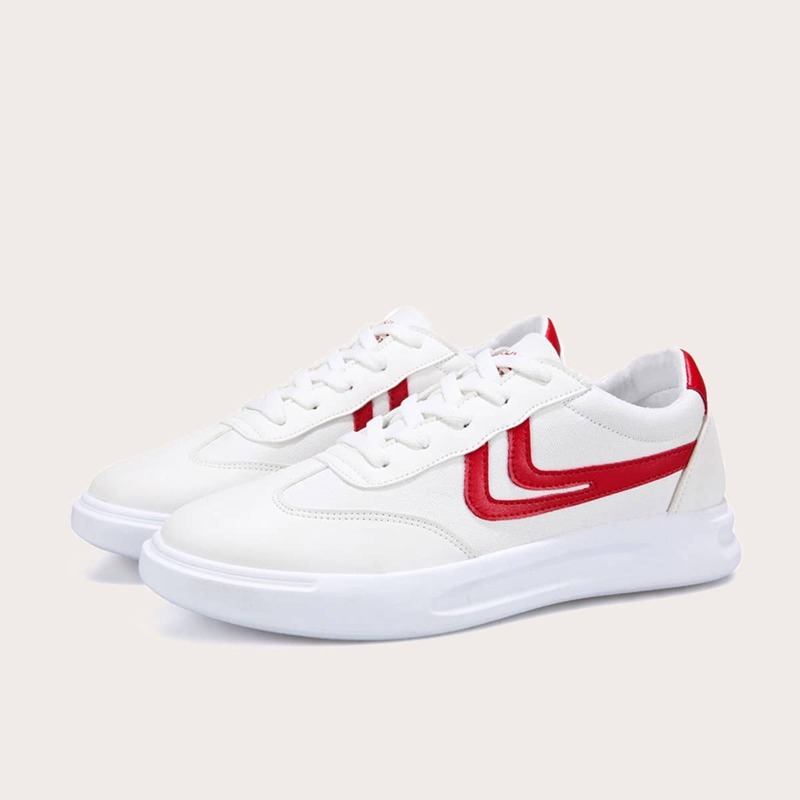 

Guys Lace-up Front Low Top Sneakers, White