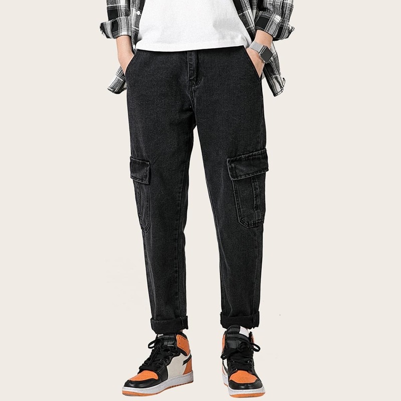 

Guys Solid Flap Pocket Side Cargo Jeans, Black