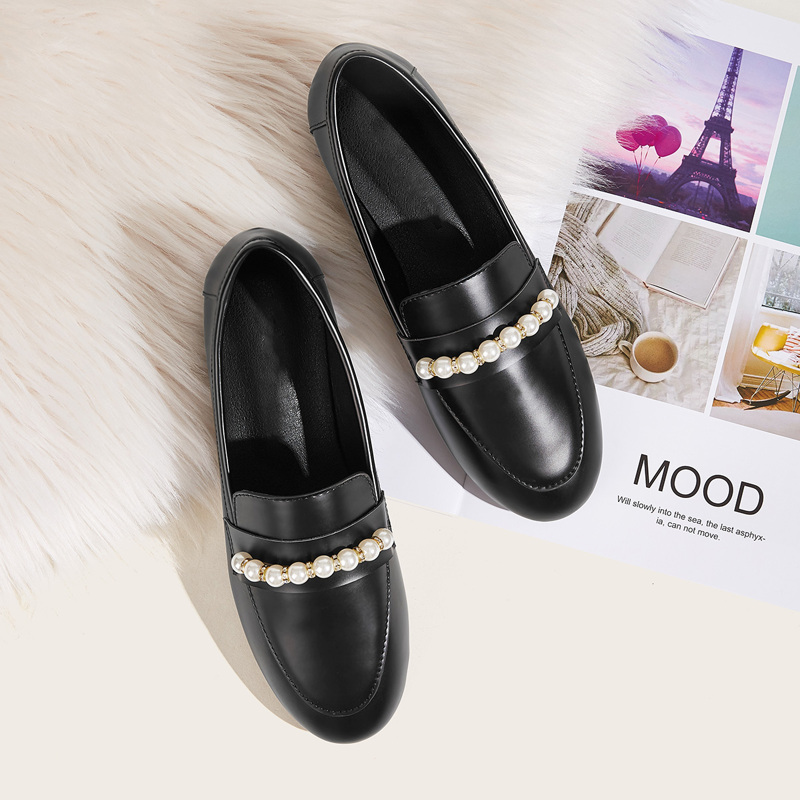 

Faux Pearl Decor Loafers, Black