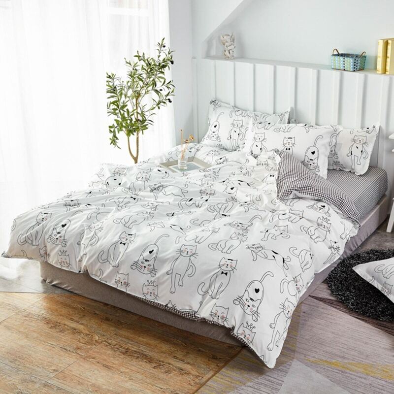 

Cartoon Cat Print Sheet Set, White