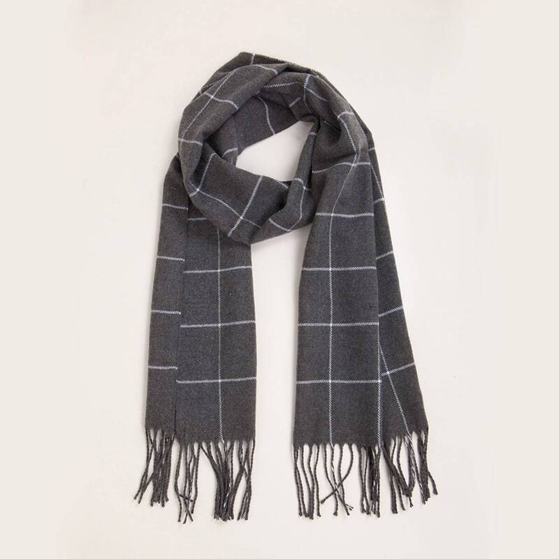 

Guys Plaid Pattern Raw Hem Scarf, Grey
