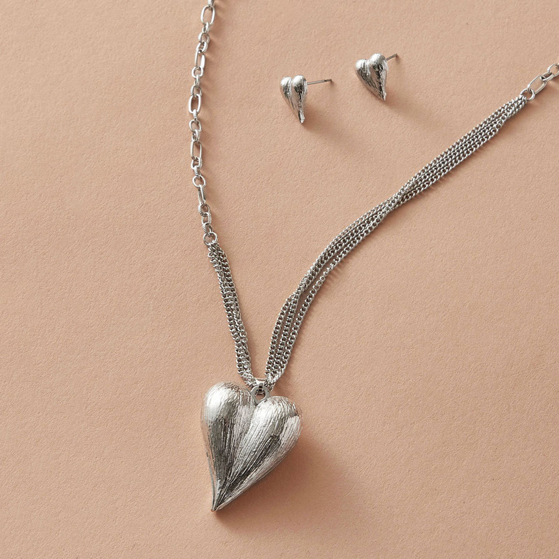

3pcs Heart Pendant Necklace & Earrings