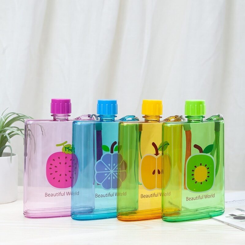 

1pc Fruit Print Flat Plastic Water Bottle, Multicolor