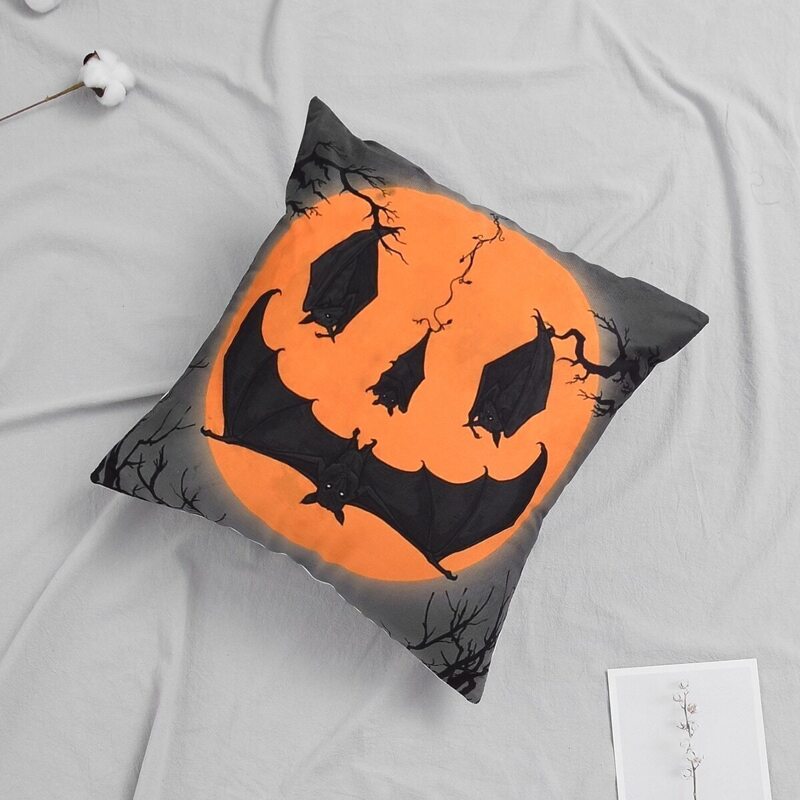 

Halloween Bat Print Cushion Cover, Multicolor