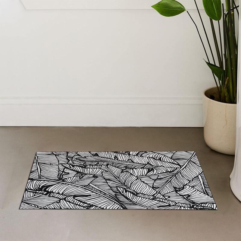 

Line Draft Leaf Print Floor Mat, Black