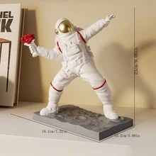1pc Modern Minimalist Astronaut Holding Rose Polyresin Decoration - White - View 3