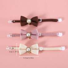 Gravata borboleta xadrez listrada vintage para animais de estimação com pingente de pérola sintética e strass, acessório estiloso para coleira, ideal para cães de pequeno porte e gatos de médio/pequeno porte.