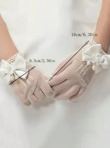 1 双女童白色透气蝴蝶结网眼芭蕾手套，适合婚纱、拍照、舞台表演、公主、花童、生日、高弹力五指手套 - 白色 - 查看 12