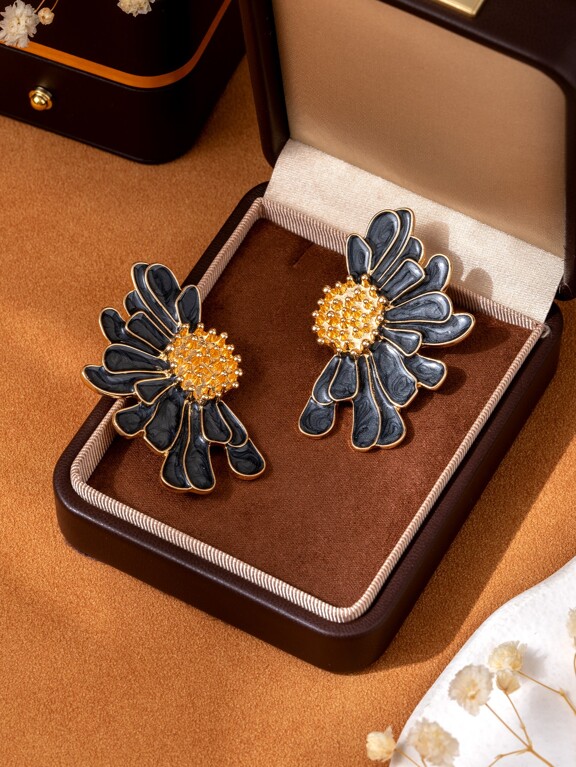 1pair European And American Black Flower Stud Earrings Unique Design Simple And Personalized Retro Fashion Minimalist Style Ear Accessories For Women p 35070782
