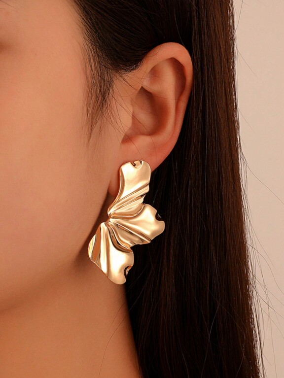 1pair Golden Metal Leaf Design Earrings Suitable For All Occasions p 38427403