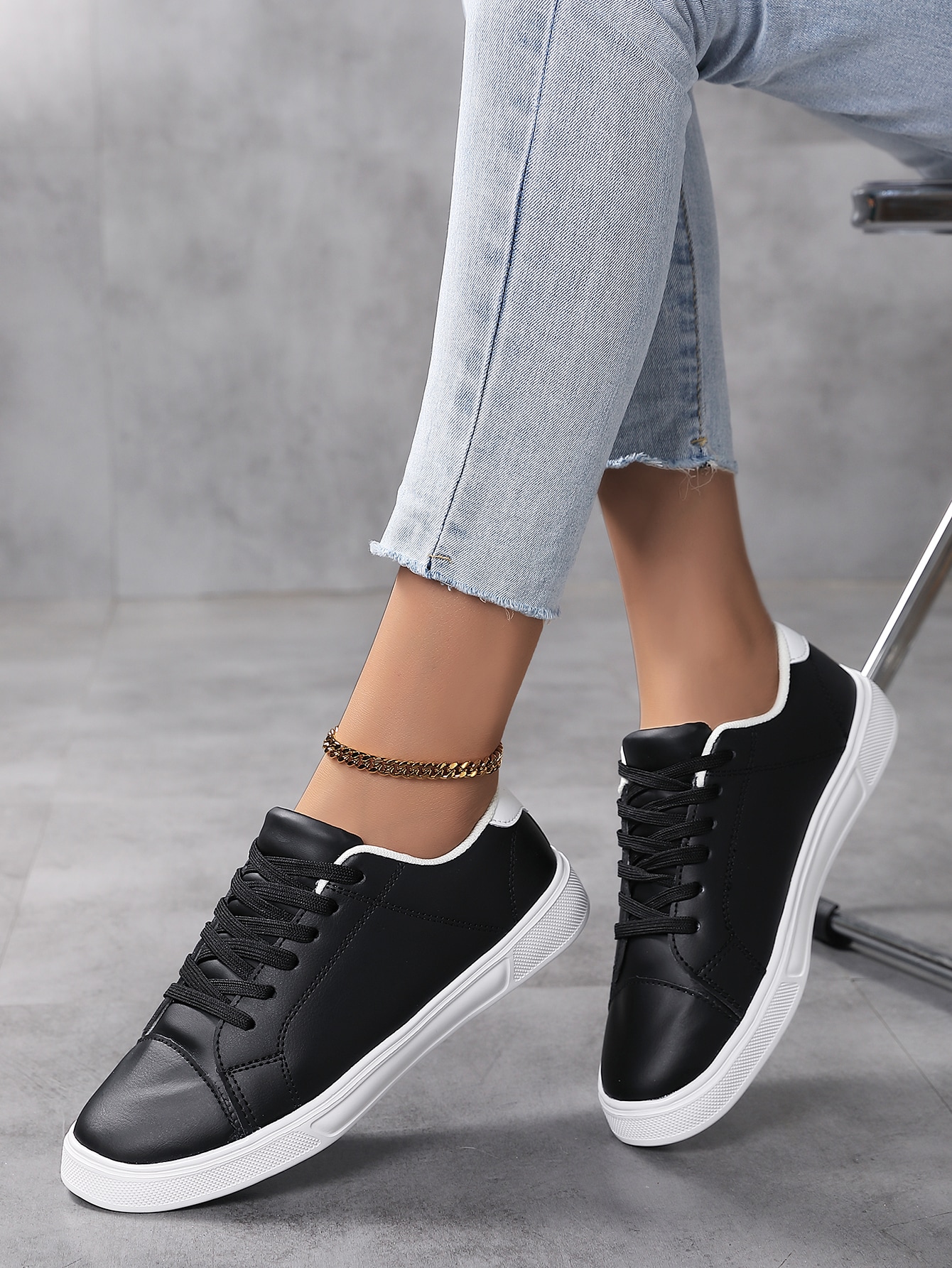 Women Outdoor Black White Spring Casual Sneakers Low Cut Breathable Skate Shoes Sports Shoes p 32799744