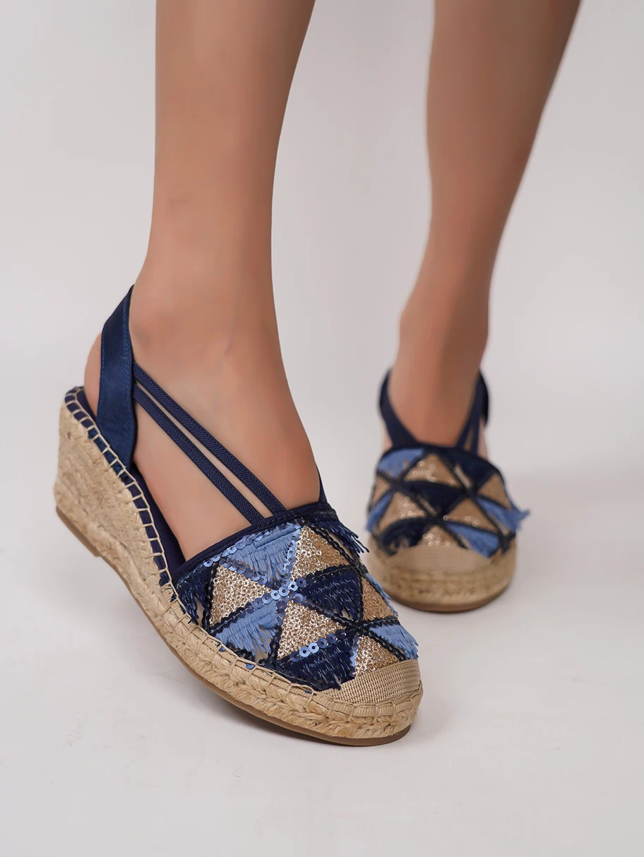 1 Eid Al Adha Elegant Bohemian Style Women s Gold Color Sandals Black High Heels Gold Glitter Wedge Sandals For Summer 2025 New Fashion Minimalist Casual Pink Apricot High Heels Comfortable Platform Closed Toe Slip On Sandals Navy Blue High Heels Woven Bottom Fringe Women s High Heels Chunky Heel Fisherman Sandals p 26922999
