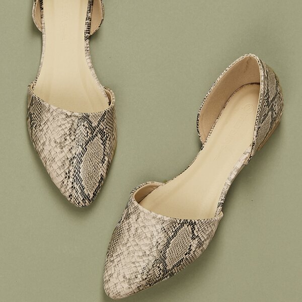 

Pointed Toe Dorsay Style Snakeskin Flats