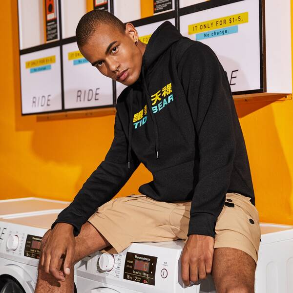 

Men Letter Graphic Drawstring Hoodie, Black