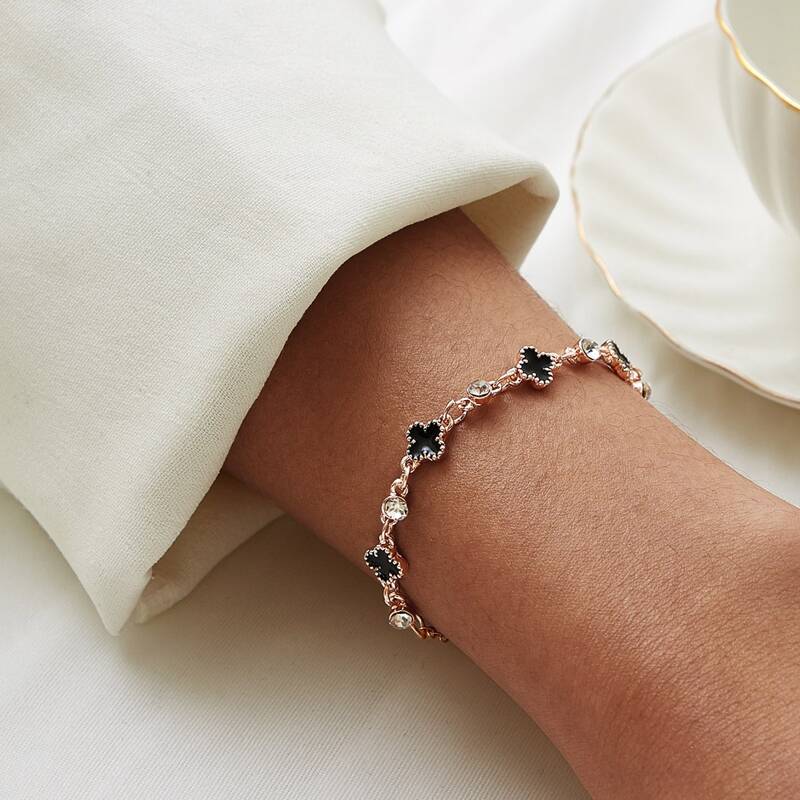 

Clover & Rhinestone Decor Chain Bracelet 1pc, Black