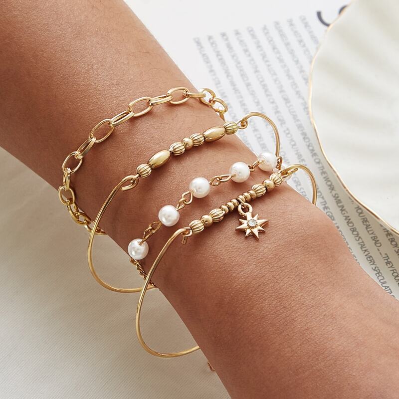 

4pcs Faux Pearl & Star Decor Bracelet, White