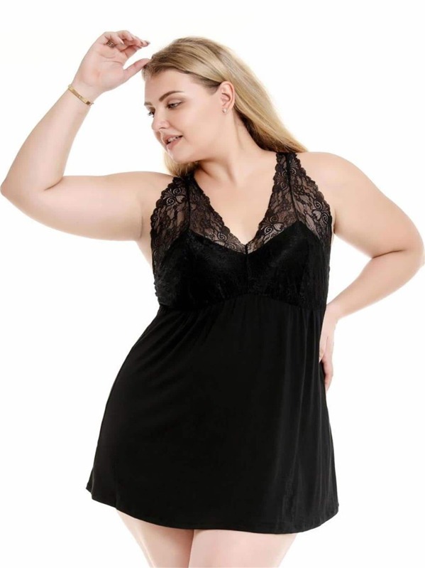 

Plus Contrast Lace Dress, Black, Emilie