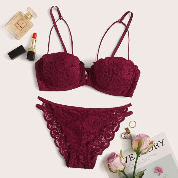 

Floral Lace Underwire Lingerie Set