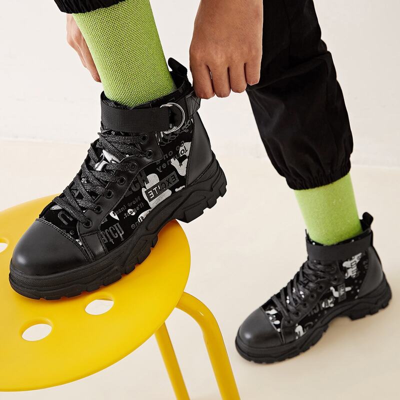 

Letter Graphic Chunky Sole Sneakers, Black