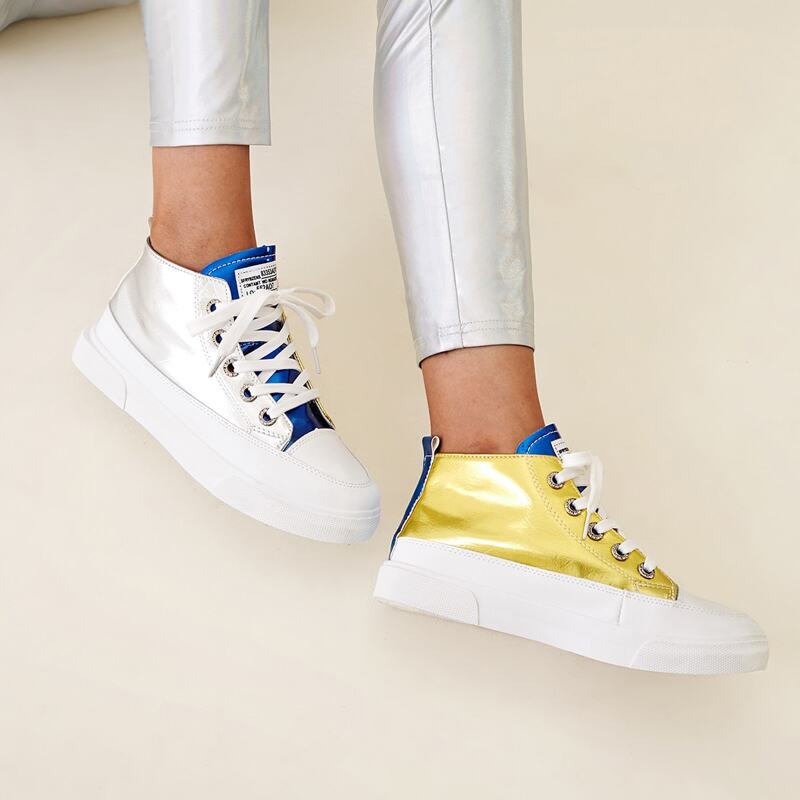 

Metallic Faux Leather Design Lace-up Sneakers, Multicolor